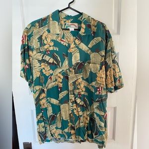 vintage men’s paradise found hawaii shirt size large (fits XL)